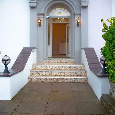ホテル Carmel House ランディドノー エクステリア 写真