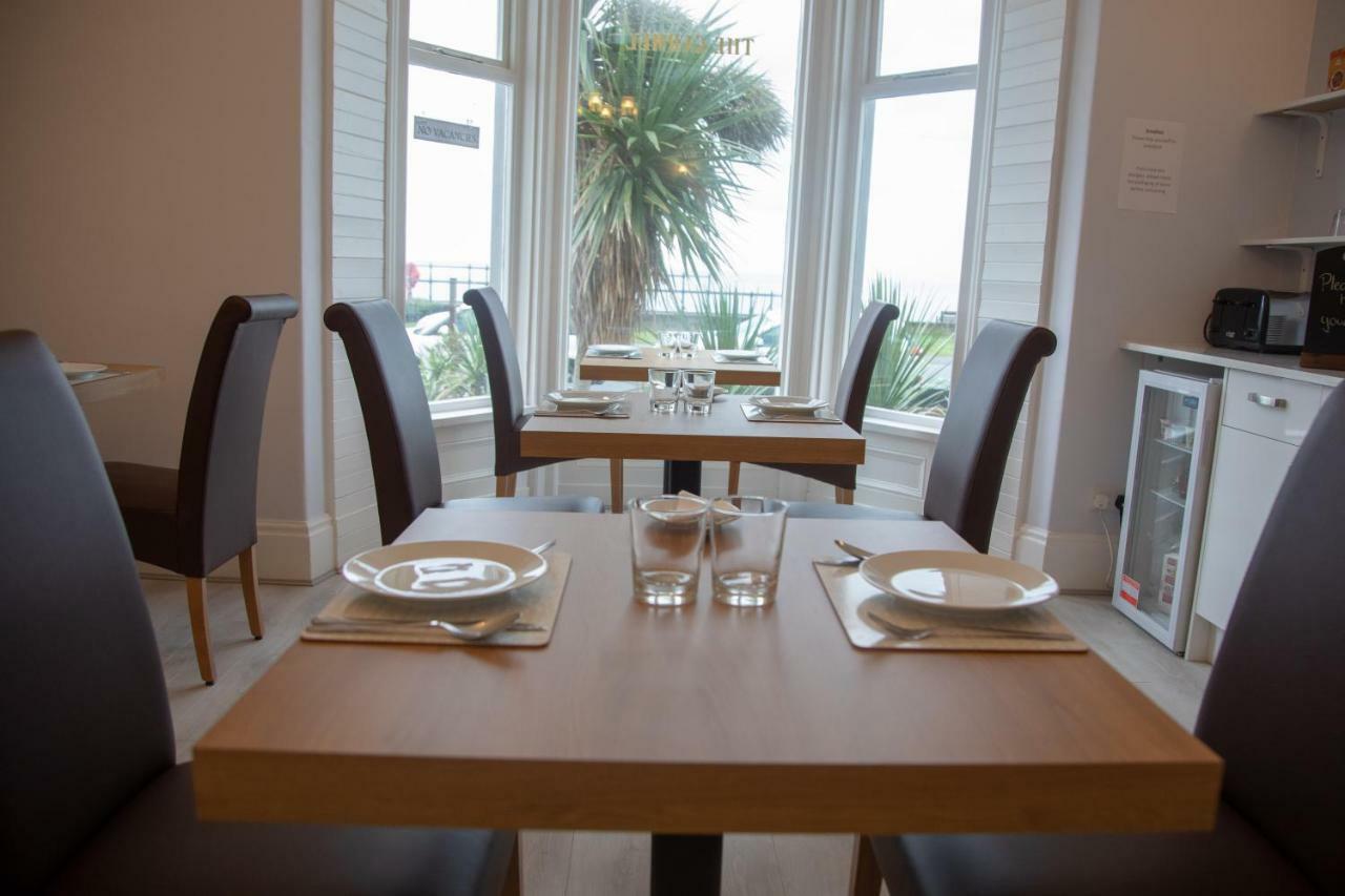 ホテル Carmel House ランディドノー エクステリア 写真