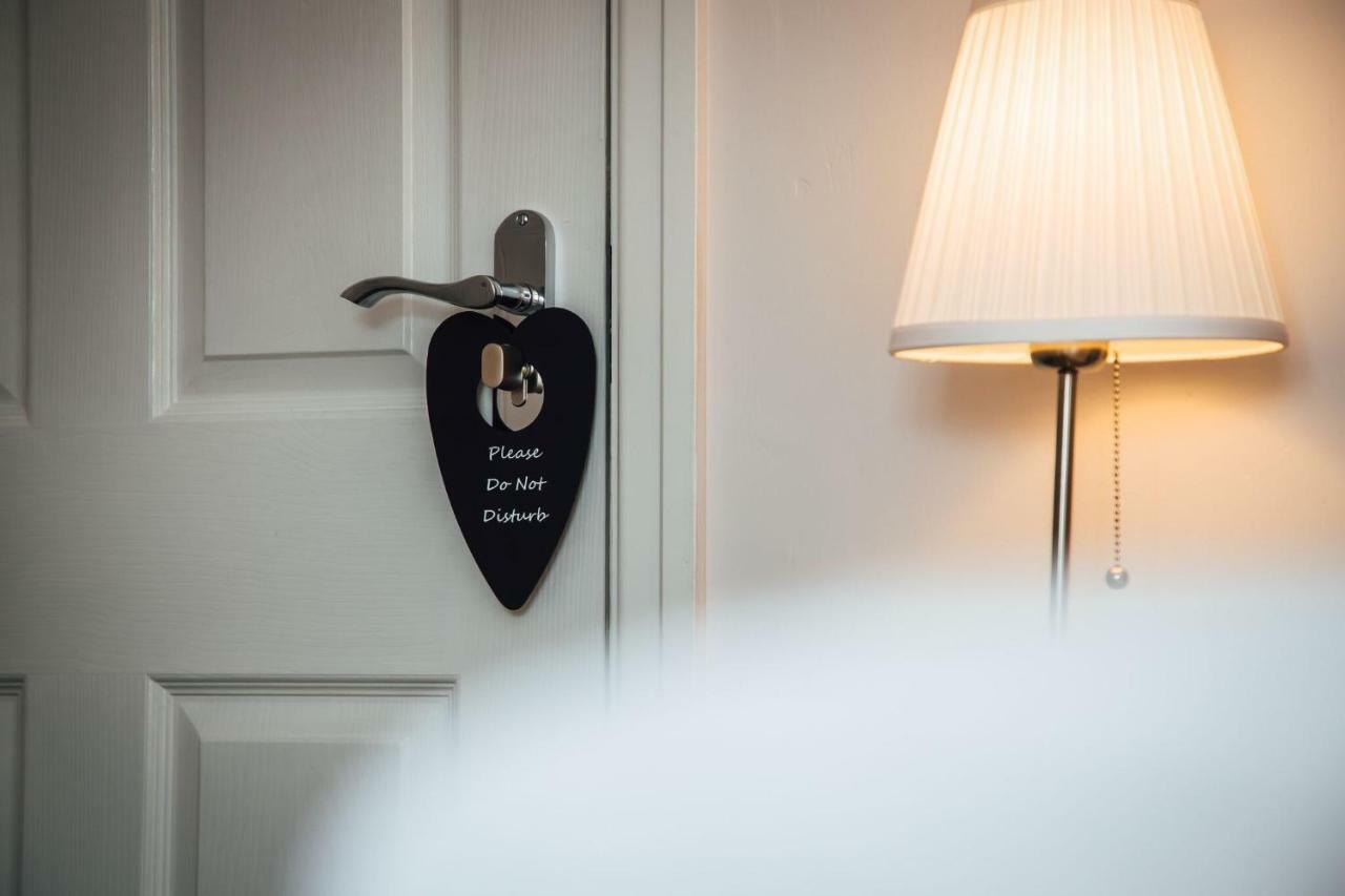 ホテル Carmel House ランディドノー エクステリア 写真